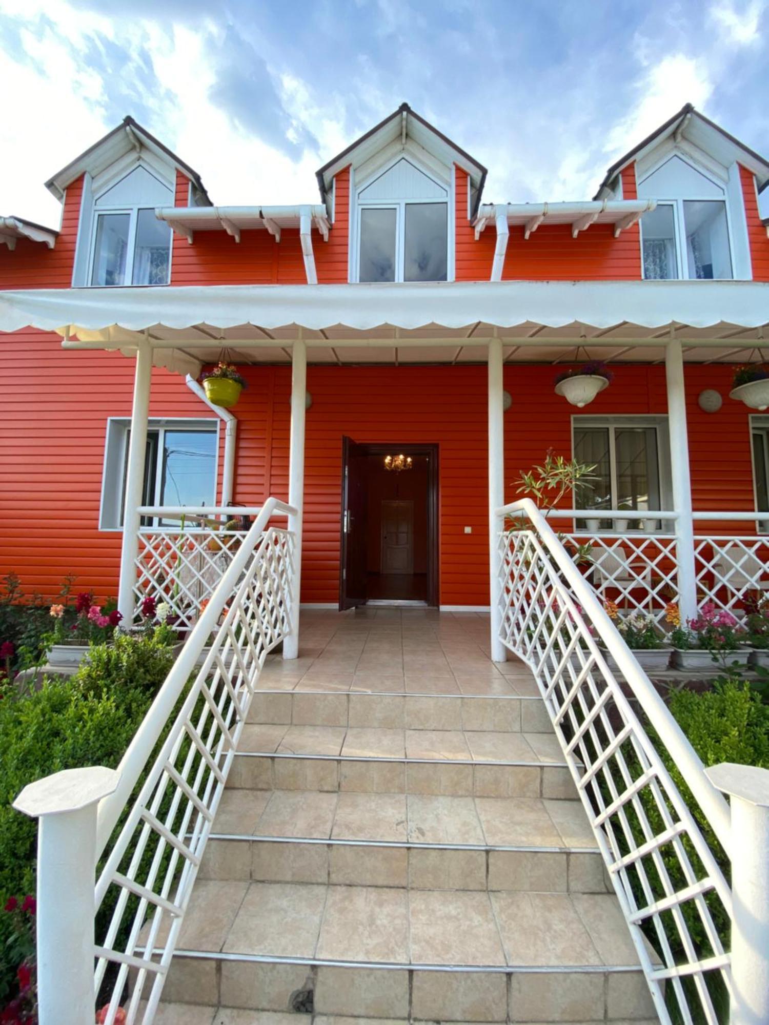 Osobyi Guest House Cholpon-Ata Exterior foto